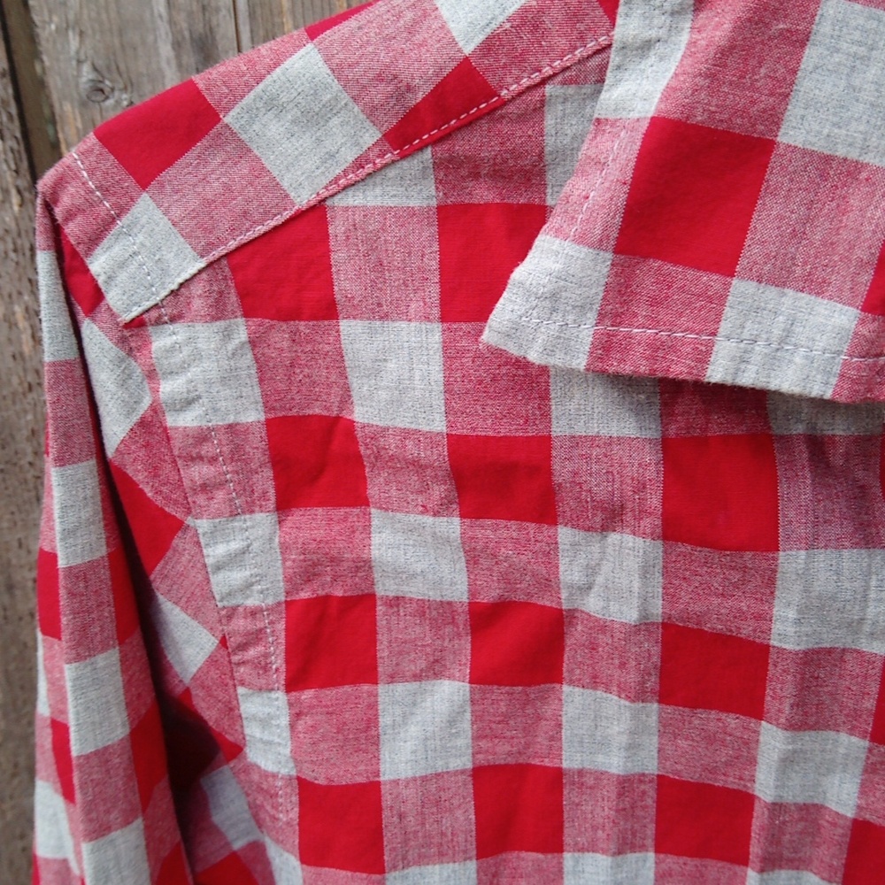 Gap Gray Red Checkered Long Sleeve Button Down Sh… - image 5
